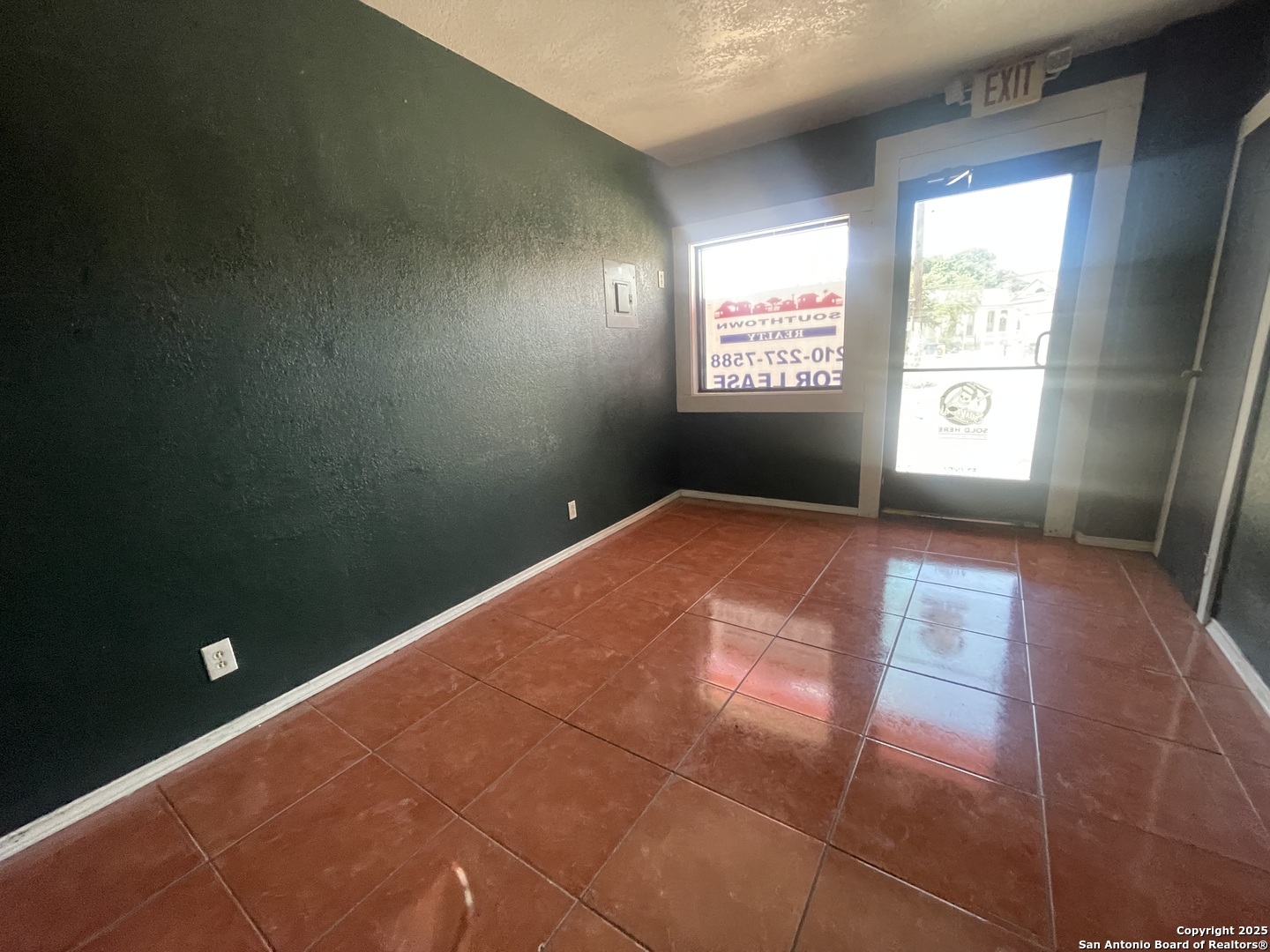 642 S. Presa San Antonio TX 78210