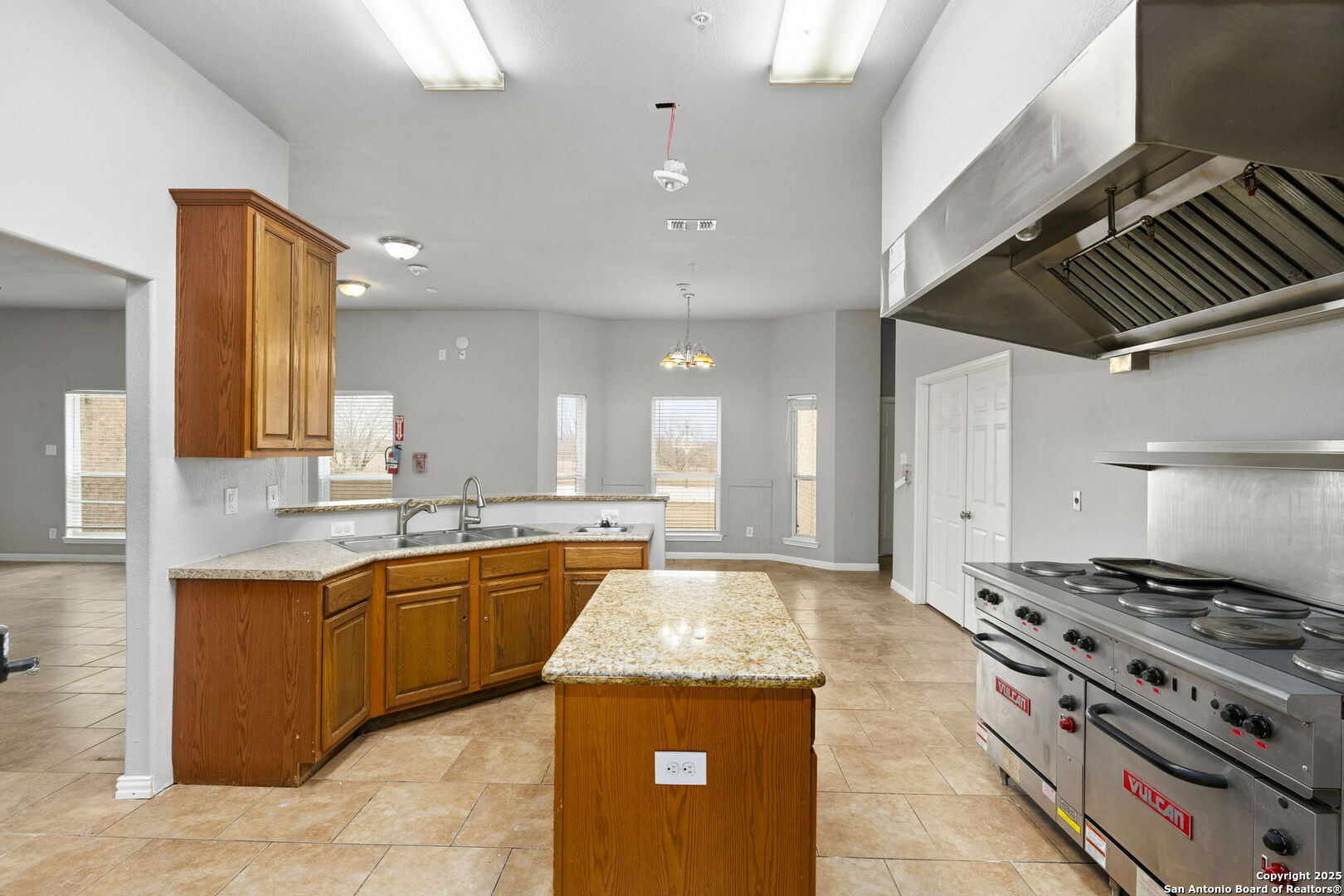 17606 Tucker Place San Antonio TX 78221