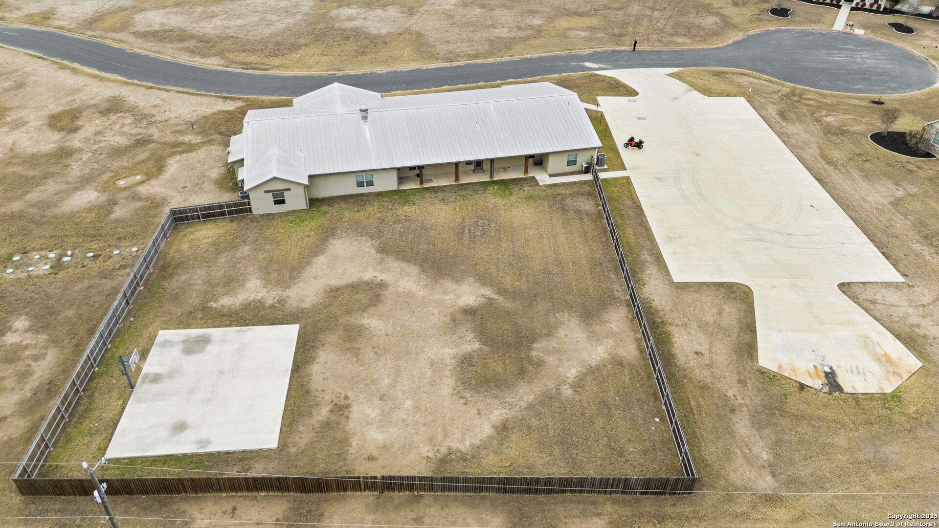 17606 Tucker Place San Antonio TX 78221