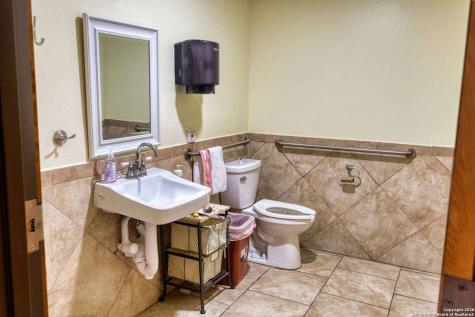 4154 Swans Landing San Antonio TX 78217