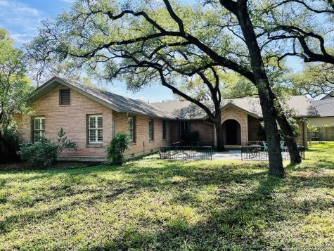3004 Nacogdoches San Antonio TX 78217