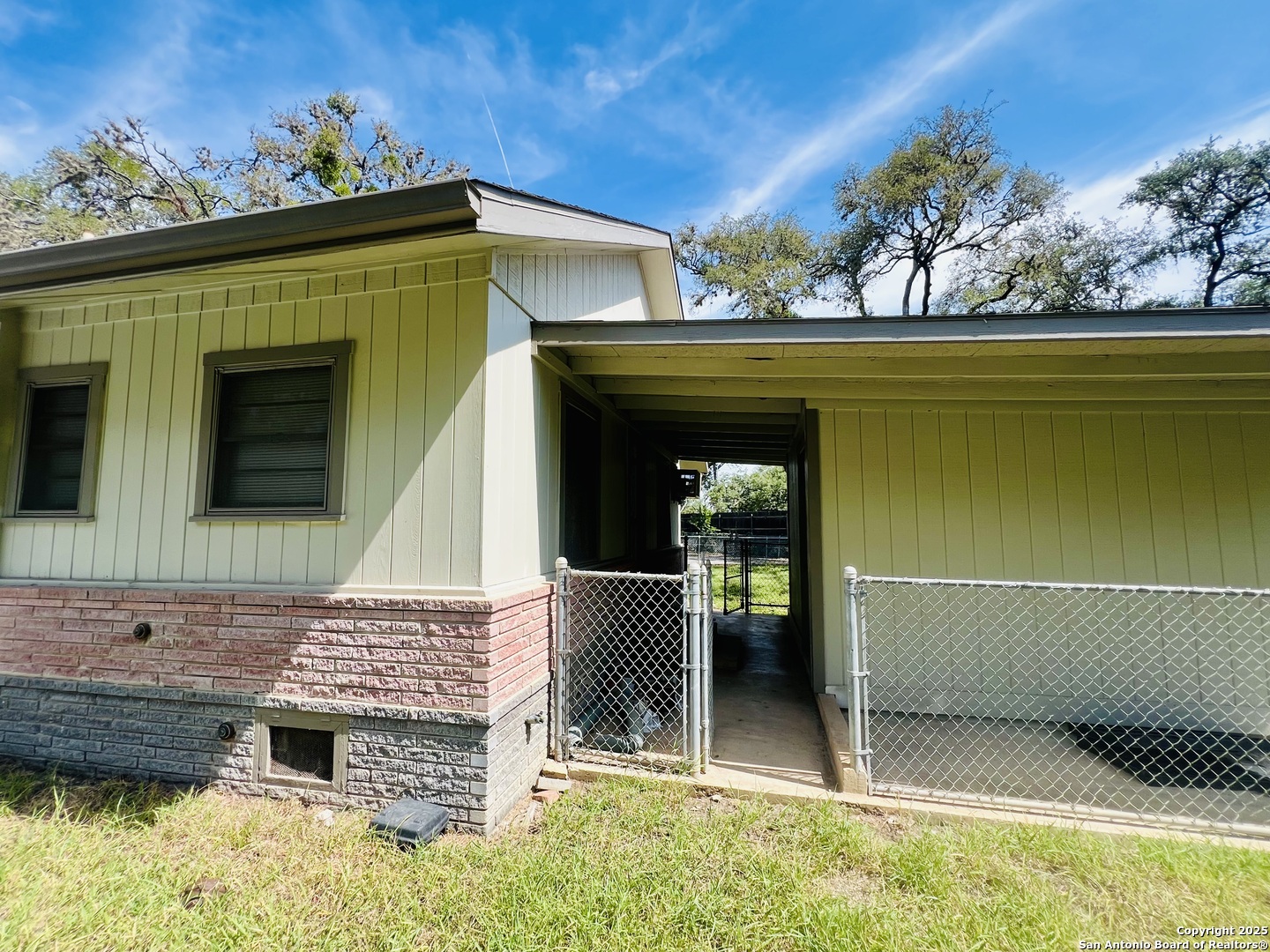 3004 Nacogdoches San Antonio TX 78217