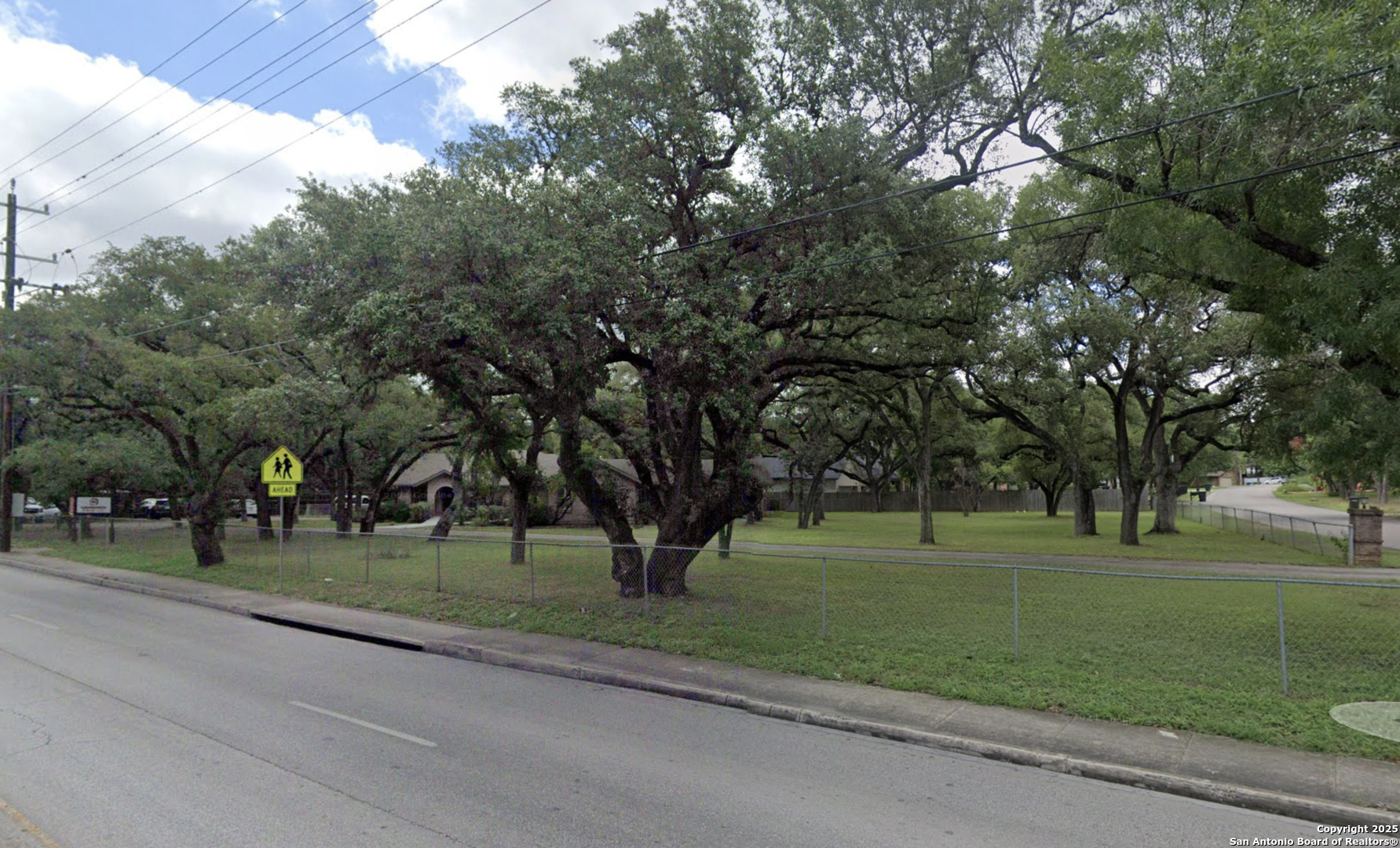 3004 Nacogdoches San Antonio TX 78217