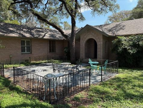 3004 Nacogdoches San Antonio TX 78217