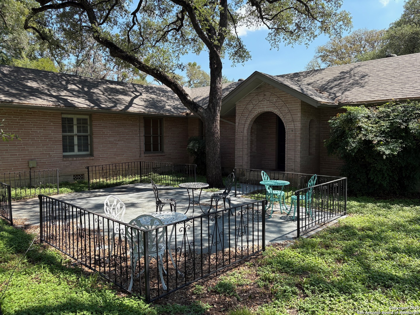 3004 Nacogdoches San Antonio TX 78217