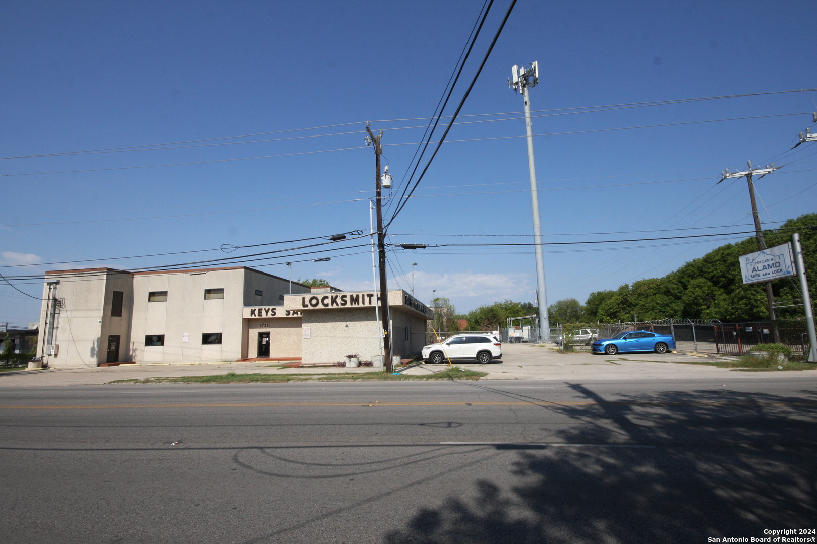 3723 West San Antonio TX 78213