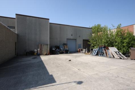 3723 West San Antonio TX 78213