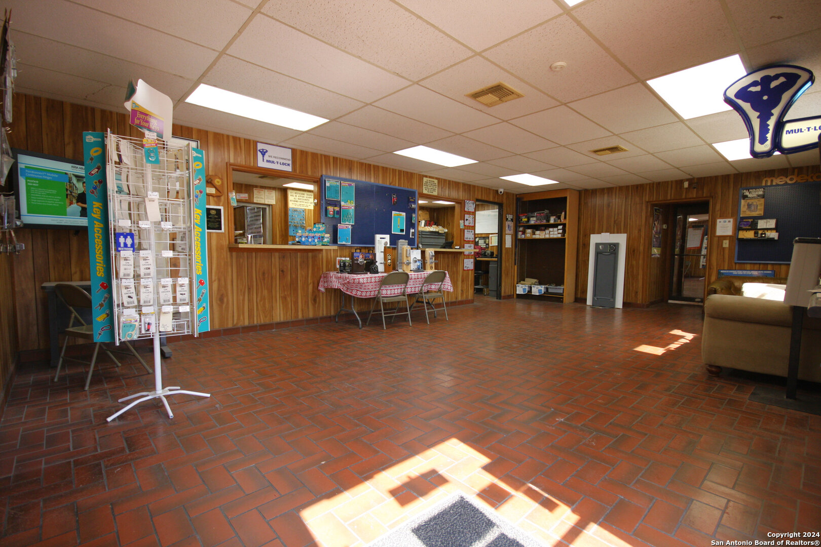 3723 West San Antonio TX 78213