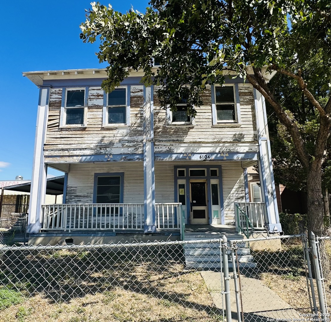4104 S Presa Street San Antonio TX 78223