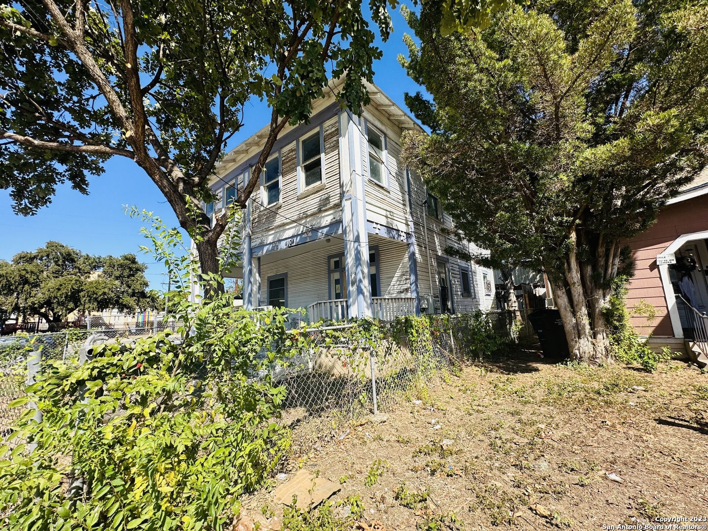 4104 S Presa Street San Antonio TX 78223