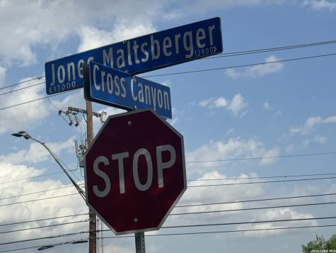 00 Jones Maltsberger San Antonio TX 78247