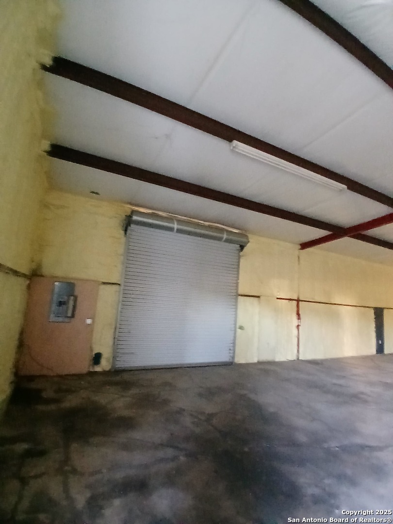 8753 State Highway 16 Poteet TX 78065