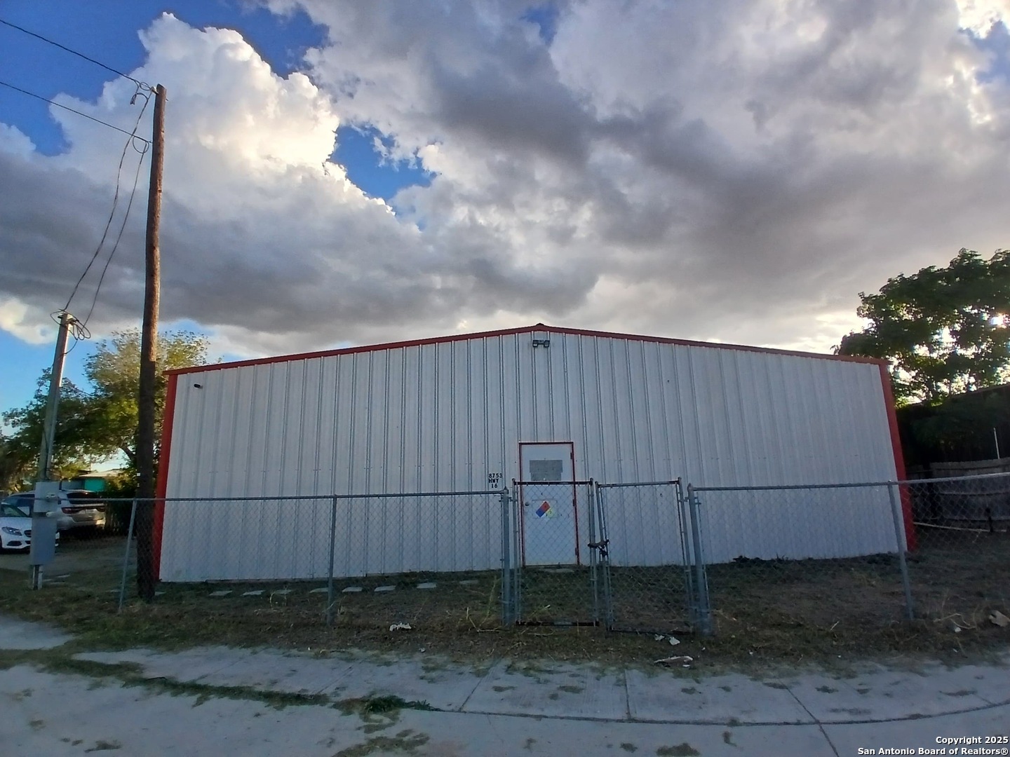 8753 State Highway 16 Poteet TX 78065