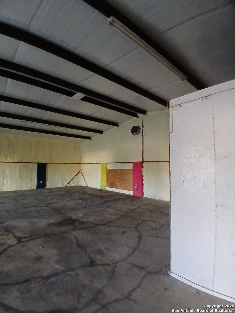 8753 State Highway 16 Poteet TX 78065