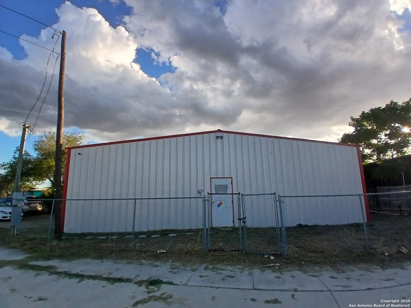 8753 State Highway 16 Poteet TX 78065