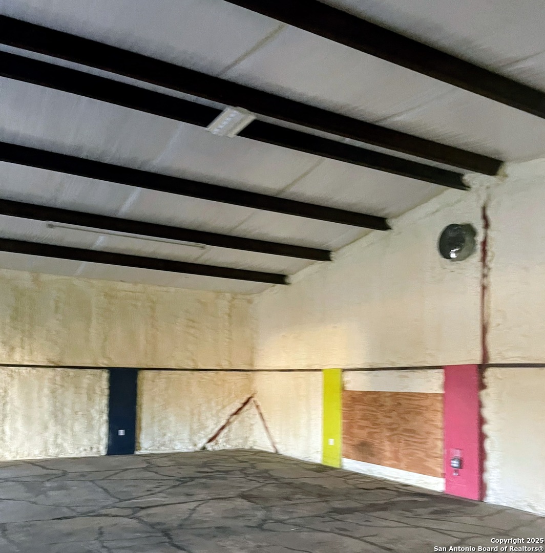 8753 State Highway 16 Poteet TX 78065