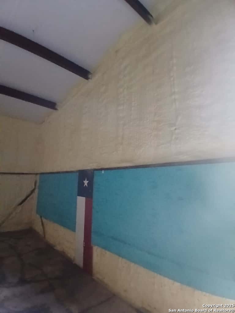 8753 State Highway 16 Poteet TX 78065