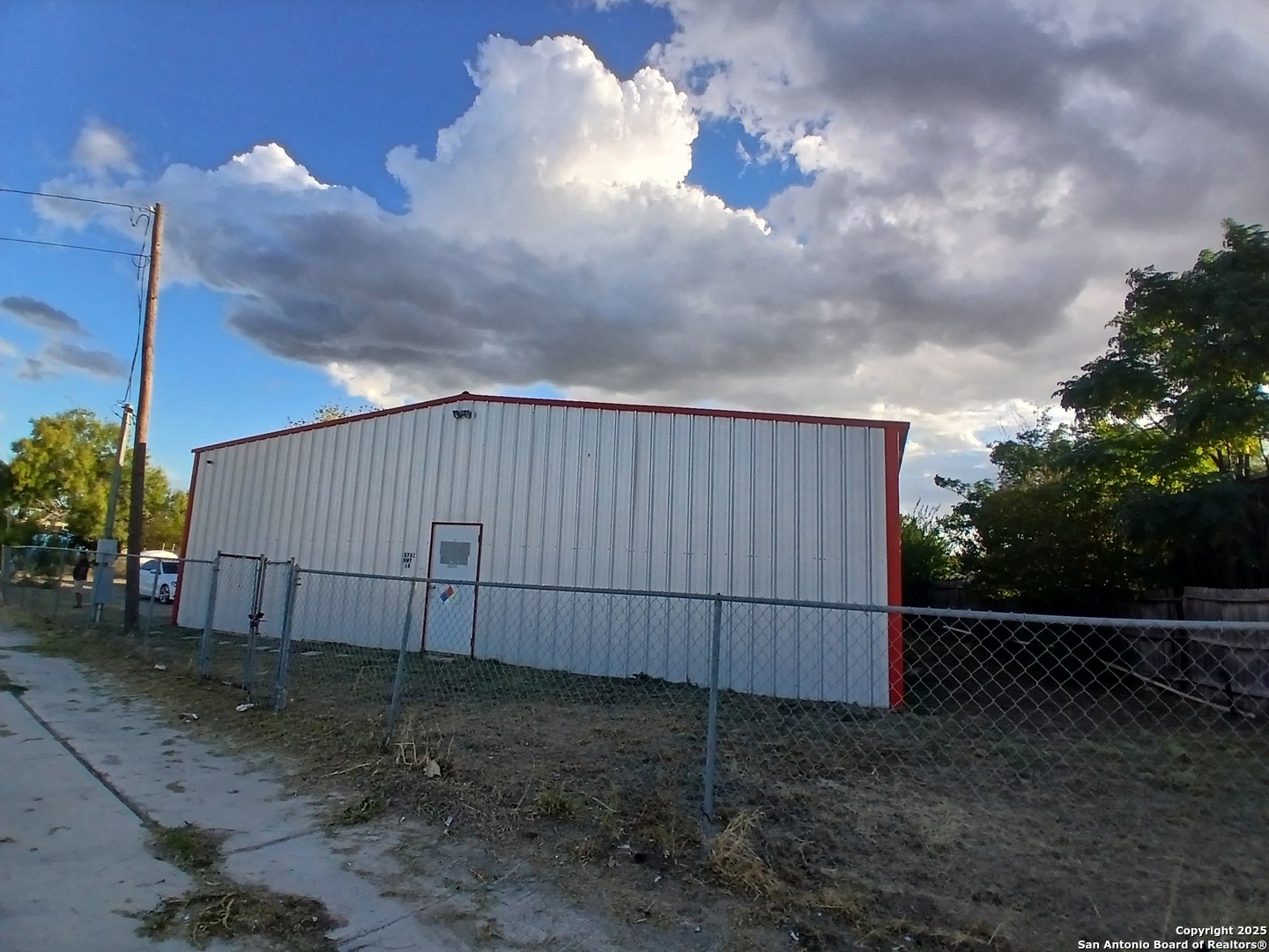 8753 State Highway 16 Poteet TX 78065