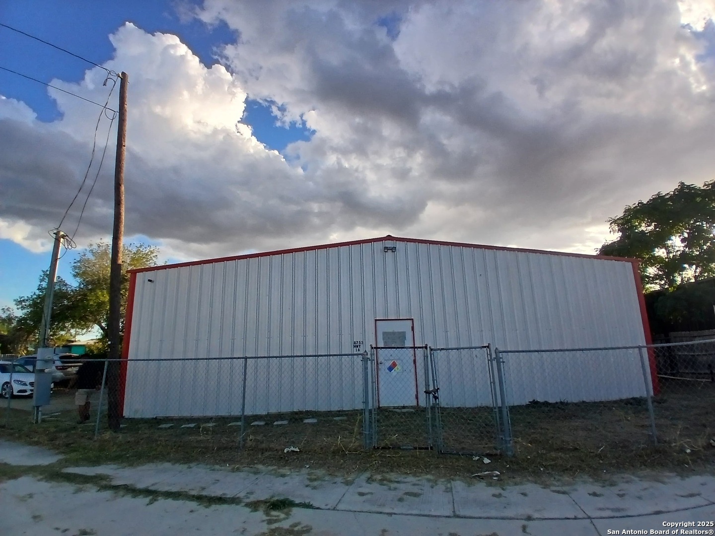 8753 State Highway 16 Poteet TX 78065