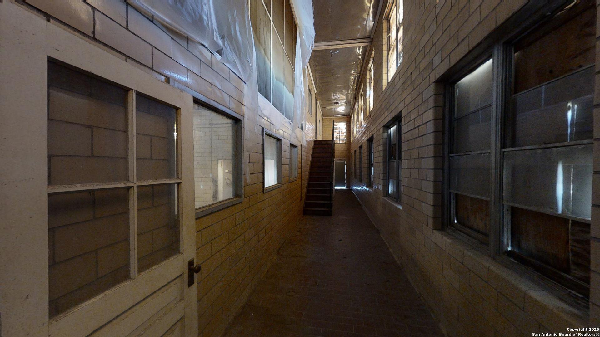 455 S Oaks San Angelo TX 76903