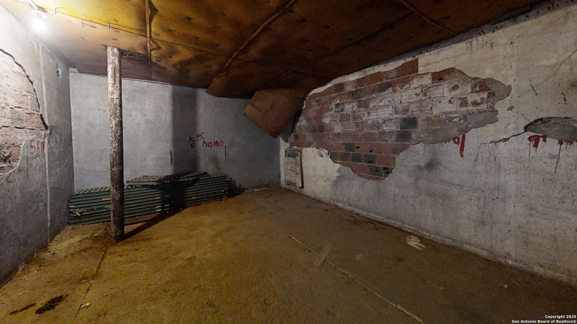 455 S Oaks San Angelo TX 76903