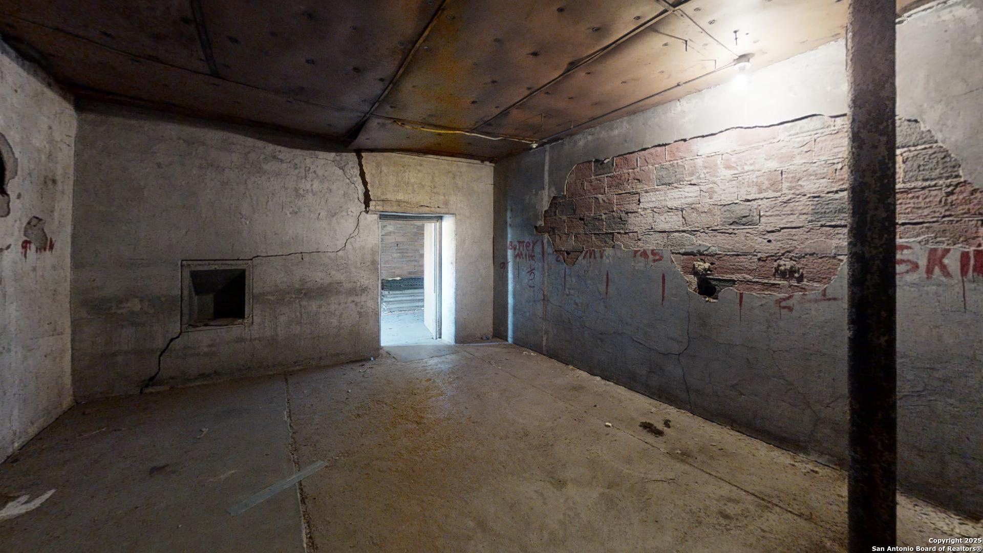 455 S Oaks San Angelo TX 76903