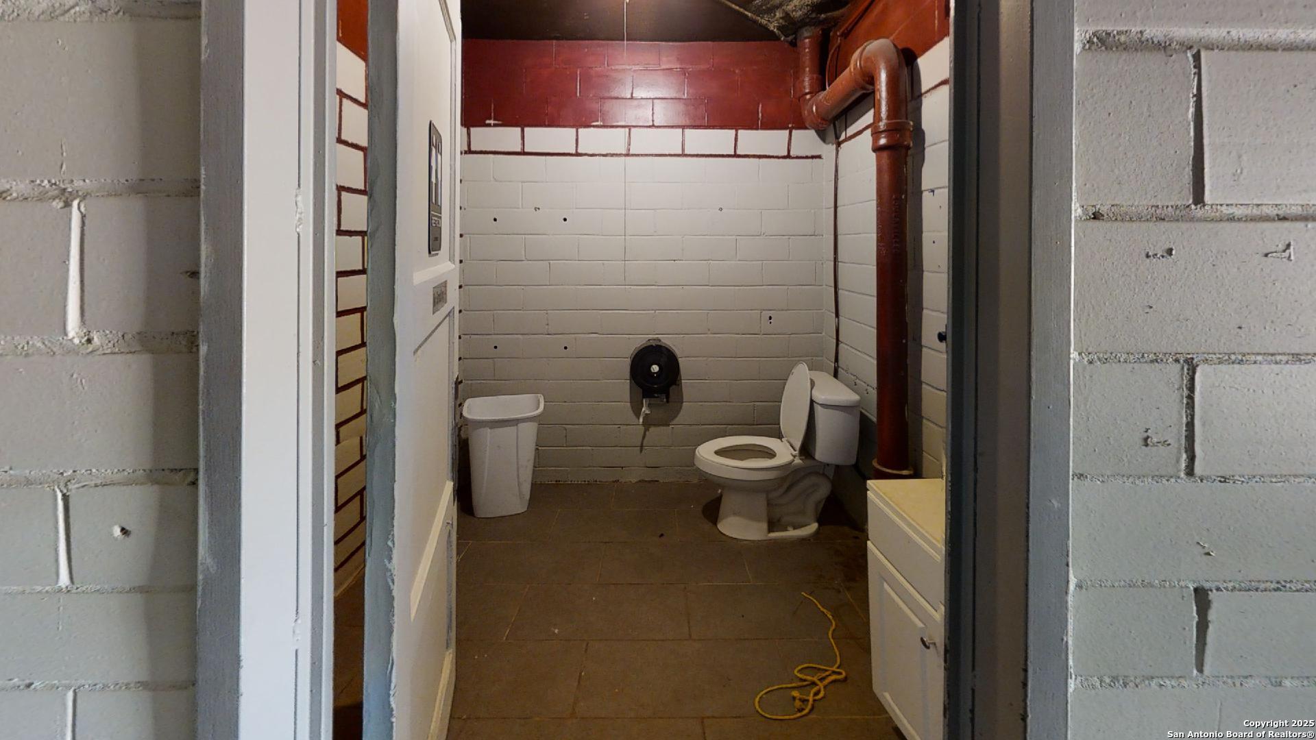 455 S Oaks San Angelo TX 76903