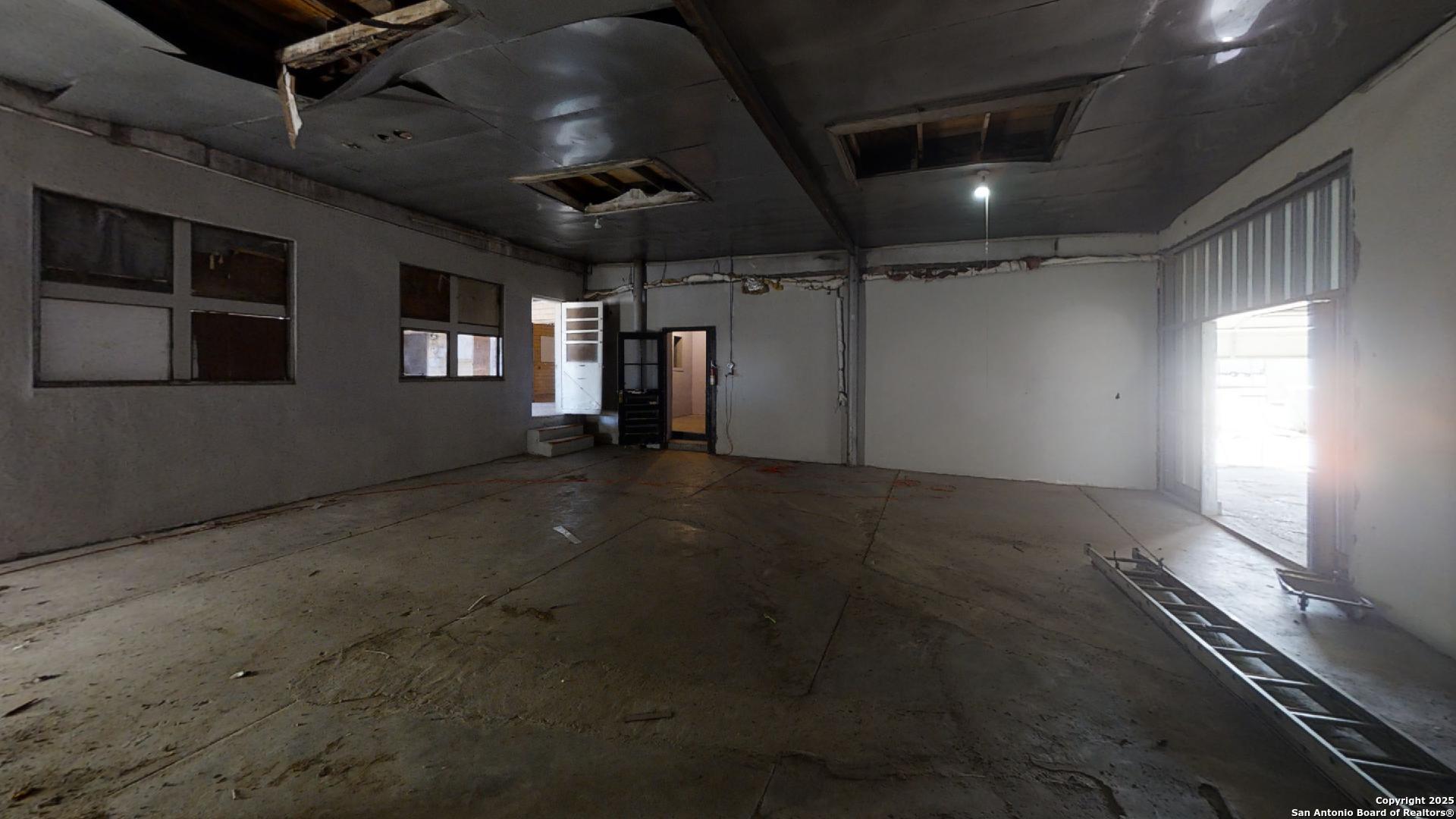 455 S Oaks San Angelo TX 76903