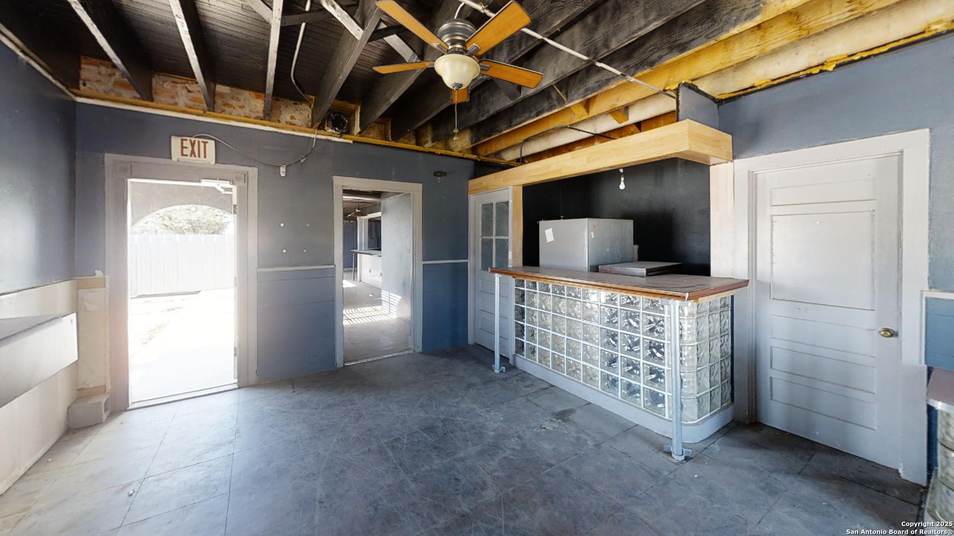 455 S Oaks San Angelo TX 76903