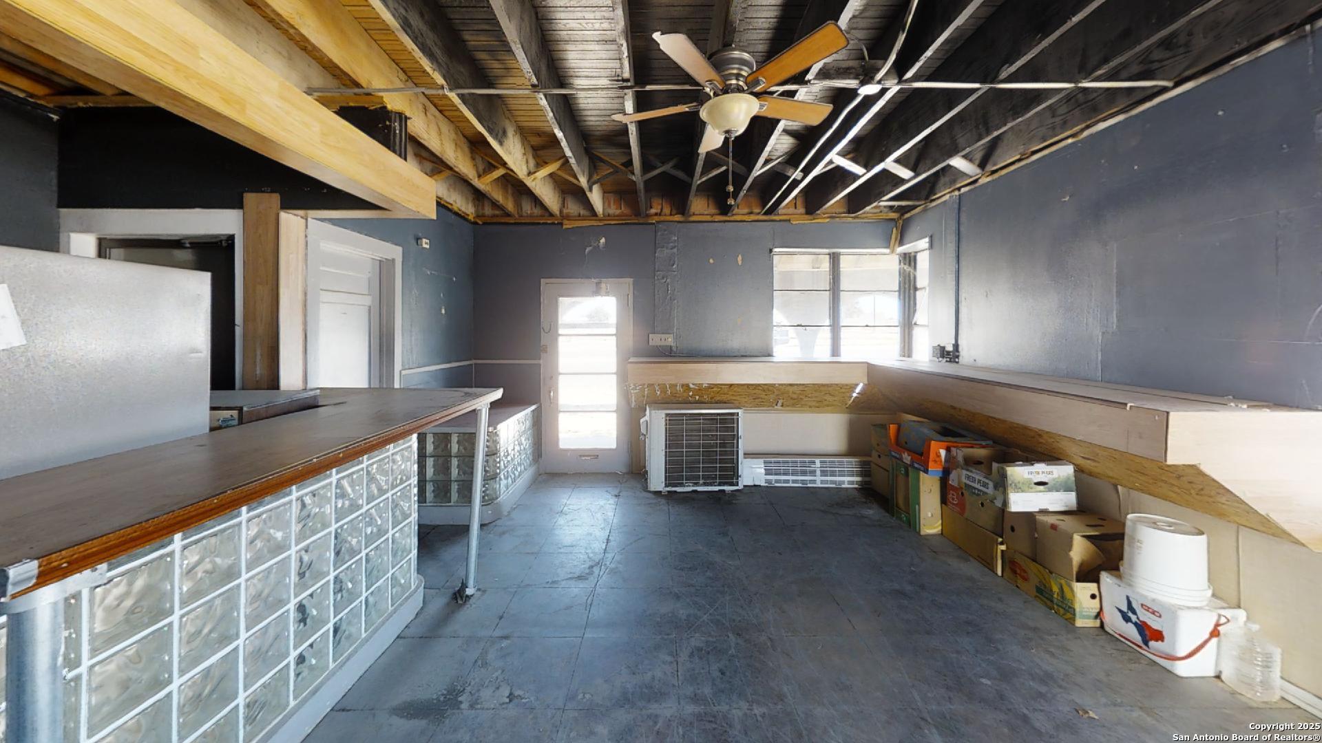 455 S Oaks San Angelo TX 76903