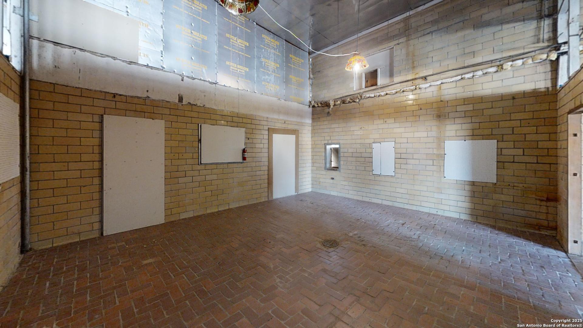 455 S Oaks San Angelo TX 76903