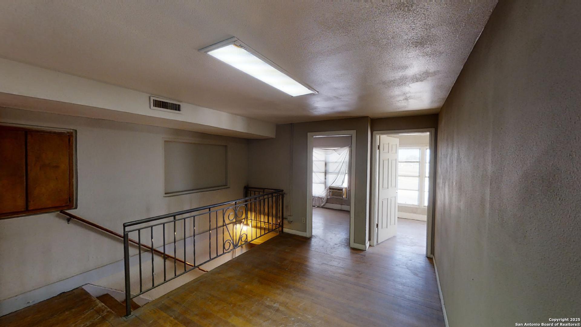 455 S Oaks San Angelo TX 76903