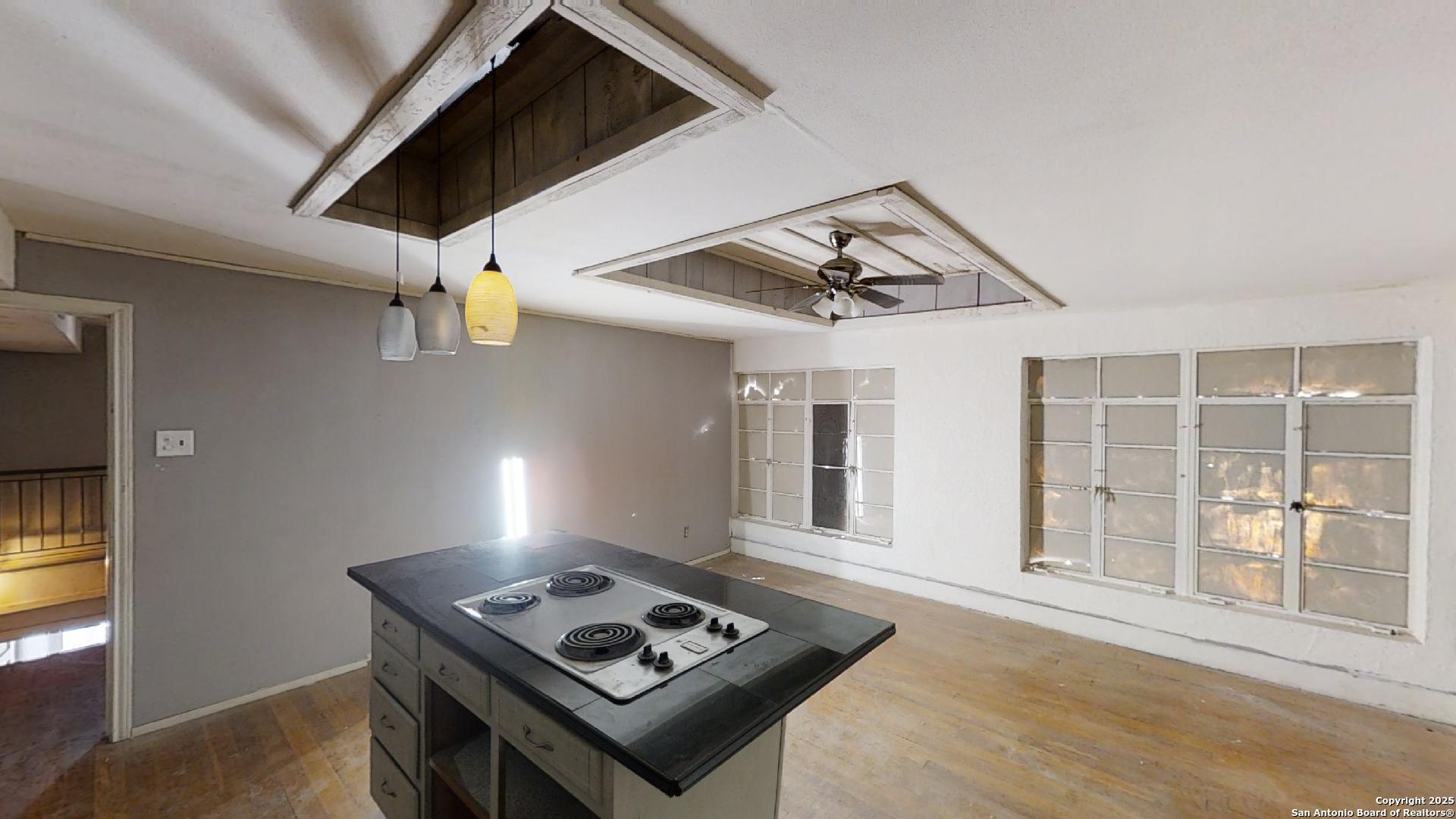 455 S Oaks San Angelo TX 76903