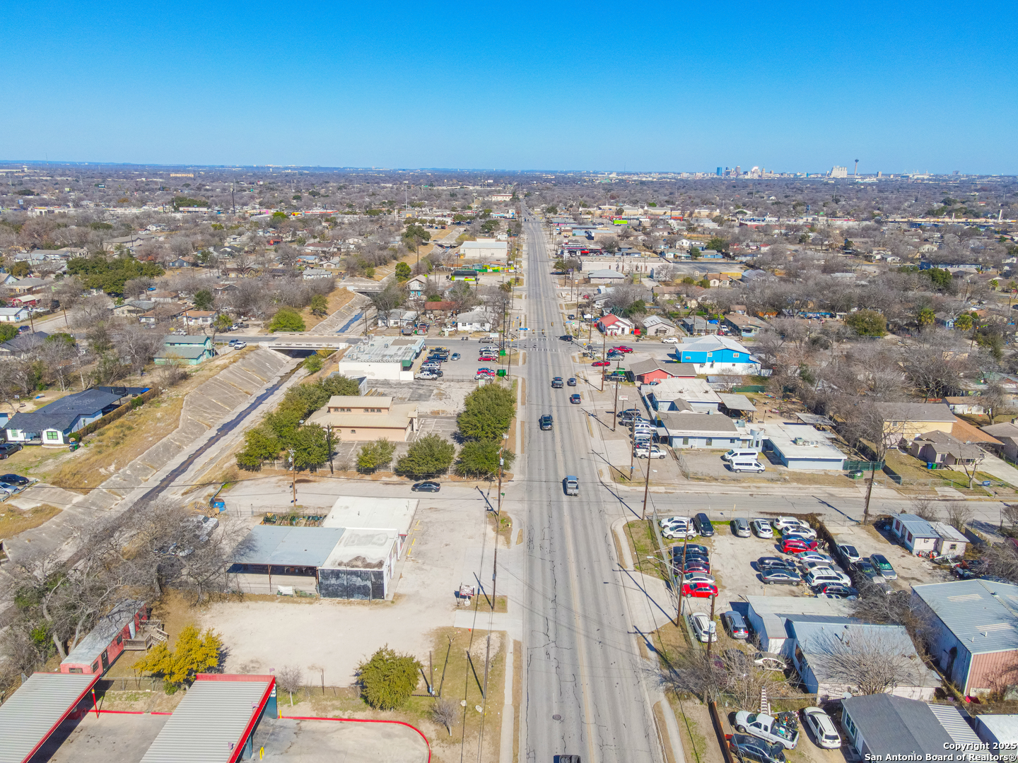 2709 Commercial Avenue San Antonio TX 78221