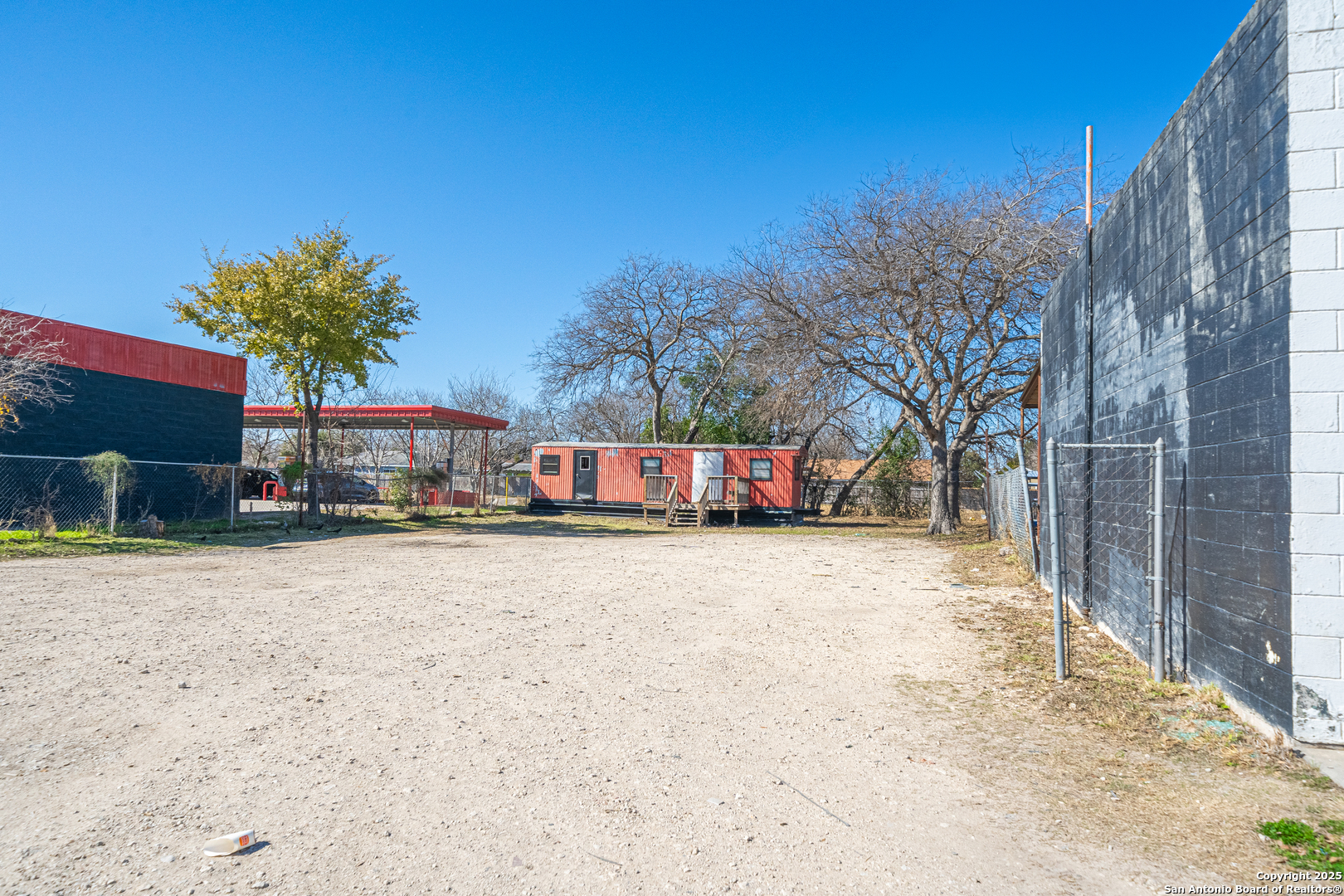 2709 Commercial Avenue San Antonio TX 78221