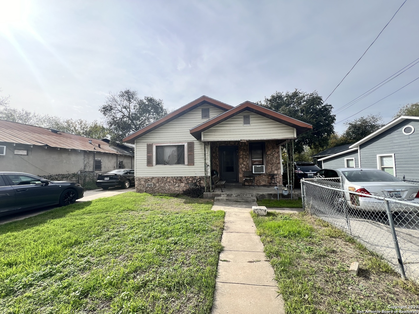 4119 S Flores Street San Antonio TX 78214