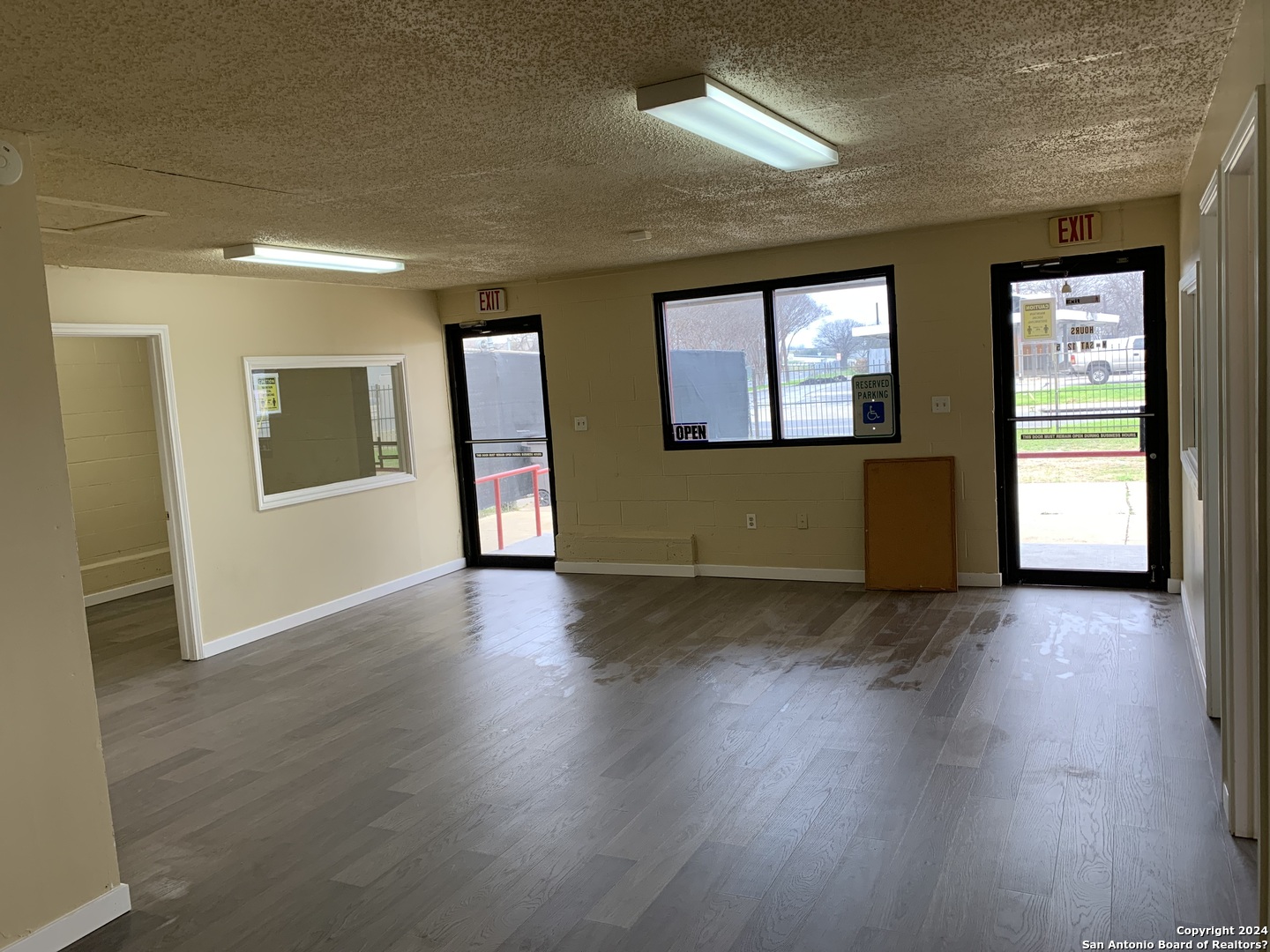 1707 S General Mcmullen Drive San Antonio TX 78237
