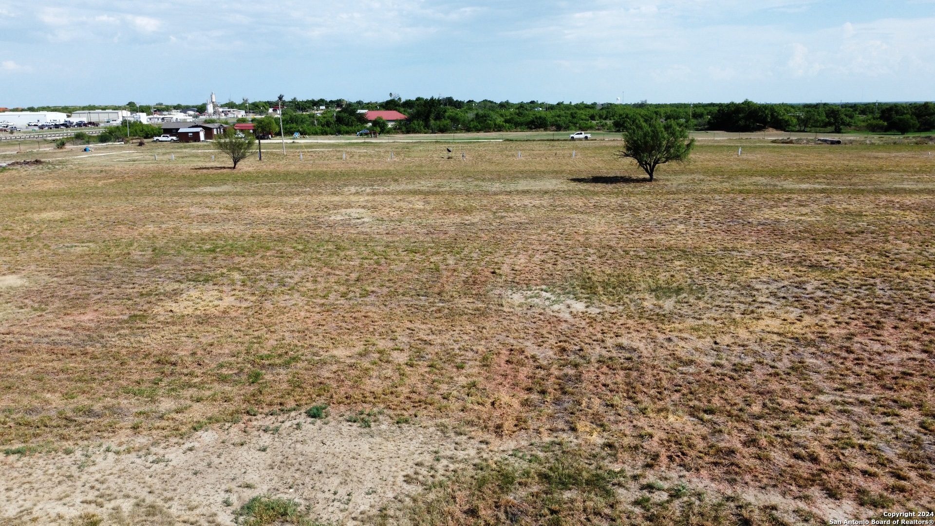 4303 Us Highway 83 Crystal City TX 78839