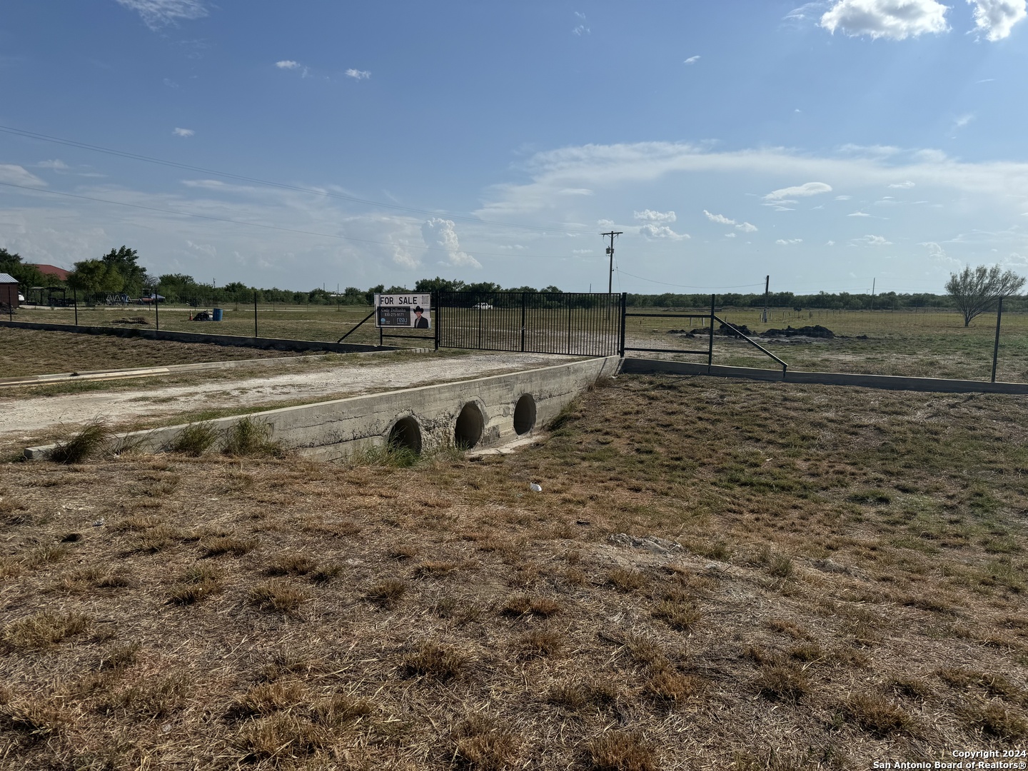 4303 Us Highway 83 Crystal City TX 78839