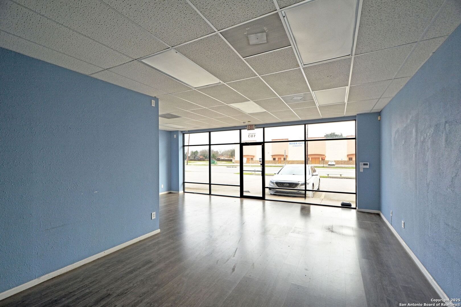 105 S Seguin Converse TX 78109