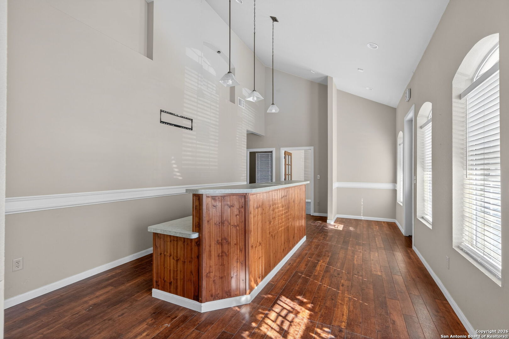 4230 Gardendale San Antonio TX 78229