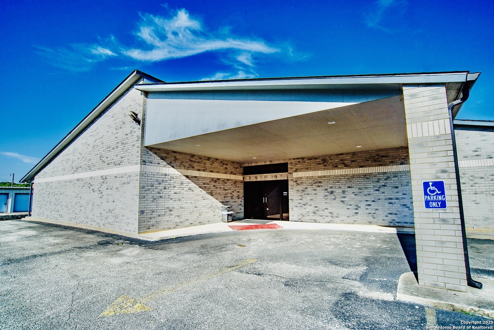 515 N King Street Seguin TX 78155