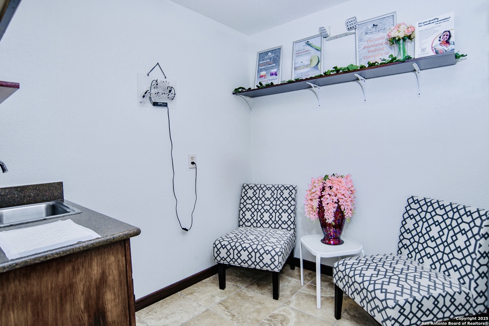 515 N King Street Seguin TX 78155