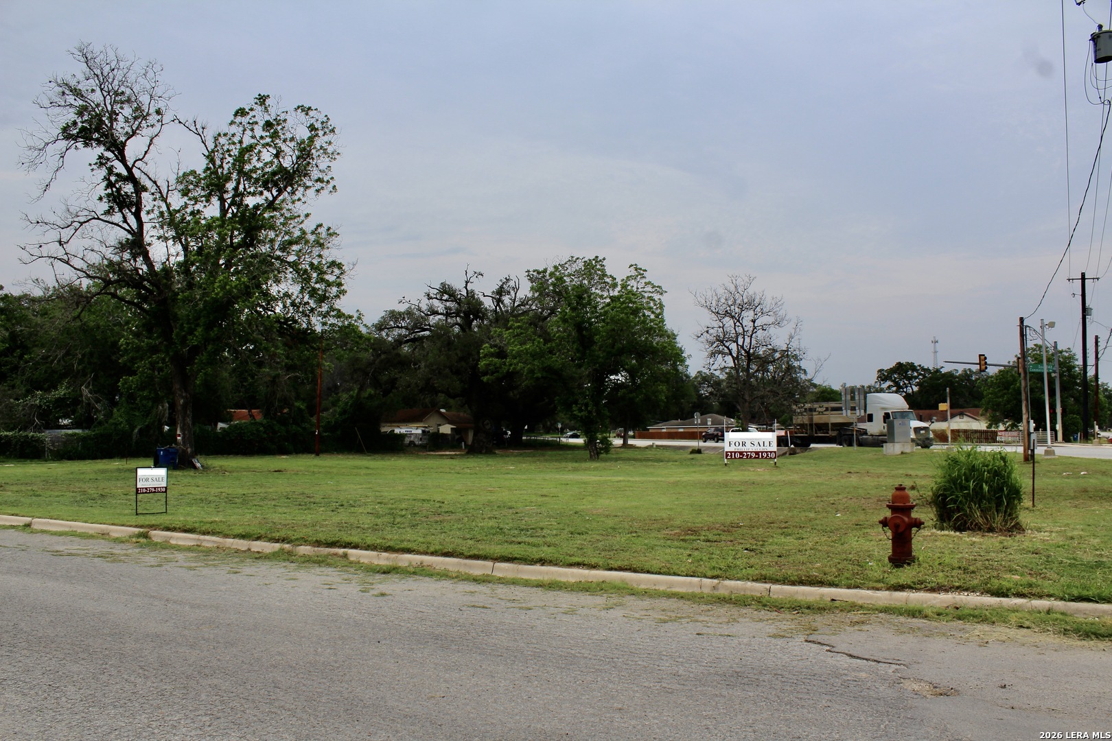 707 Commerce Street Pleasanton TX 78064