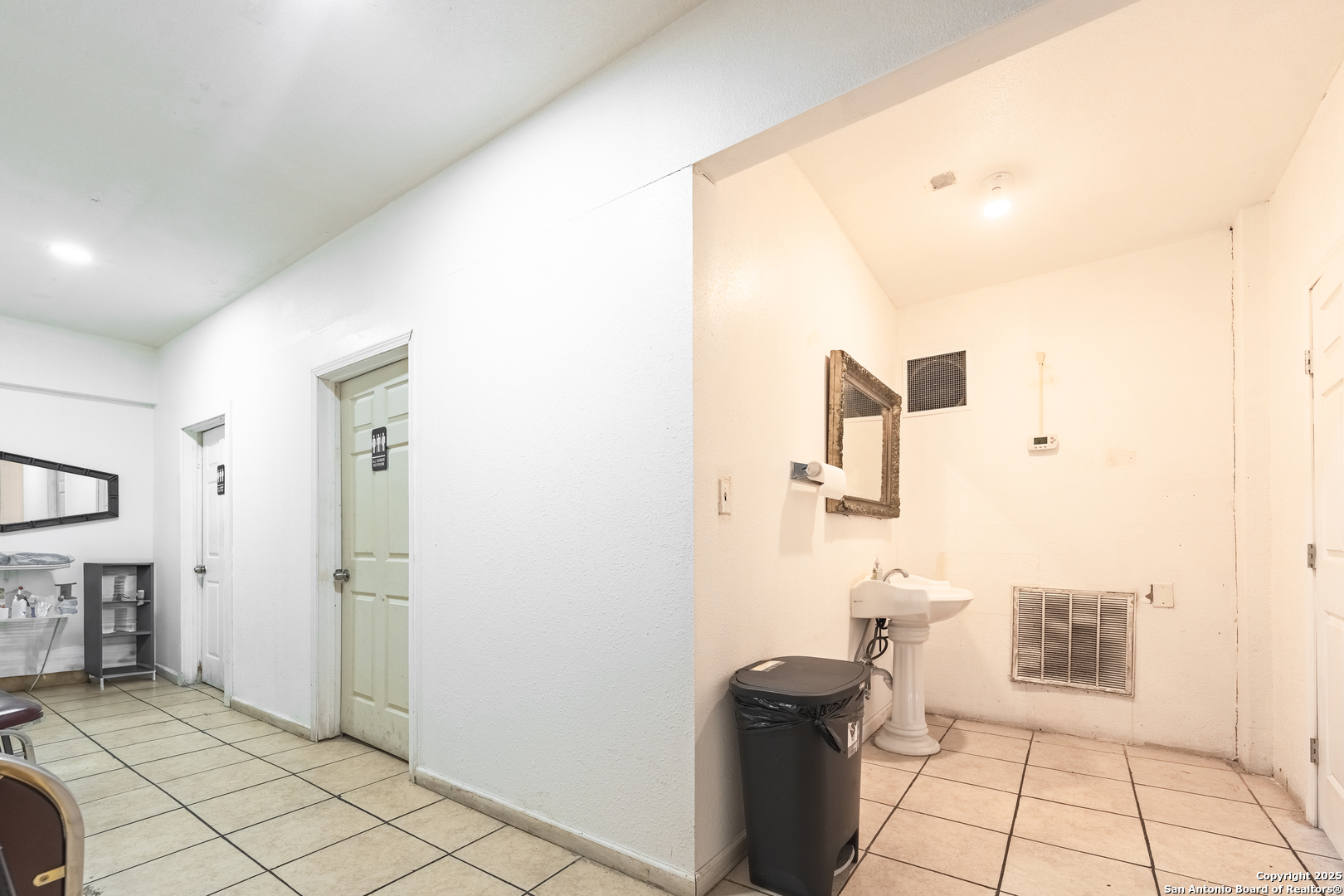 311 N Zarzamora Street San Antonio TX 78207