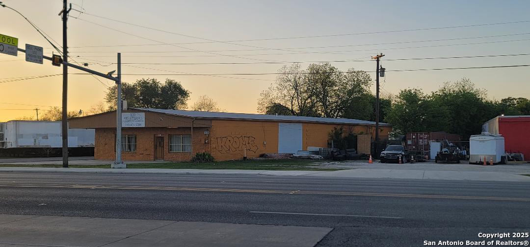 539 Historic Old Highway 90 San Antonio TX 78237