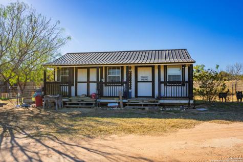 930 Jerald Fredericksburg TX 78624