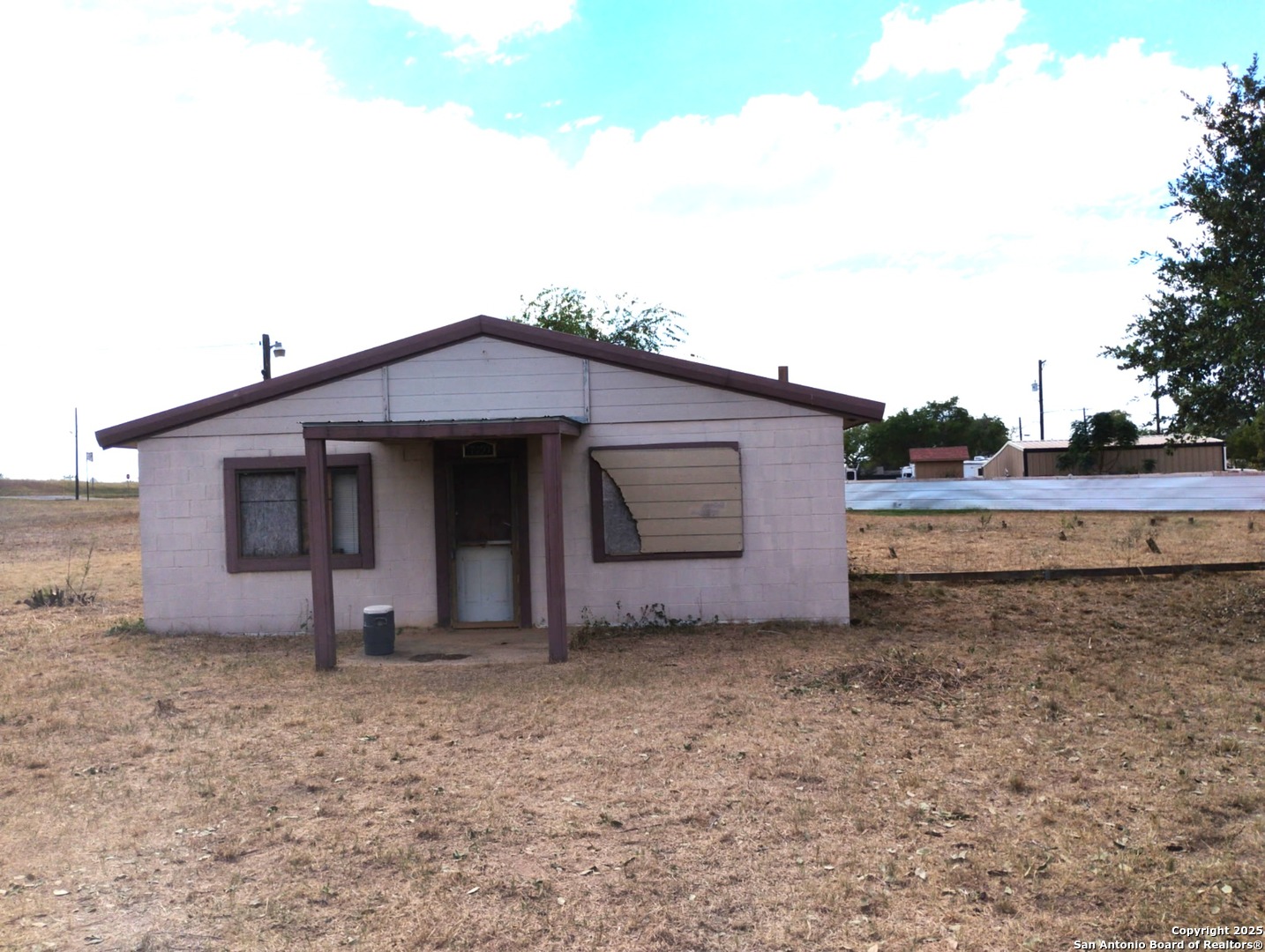 17095 Old Corpus Christi Elmendorf TX 78112