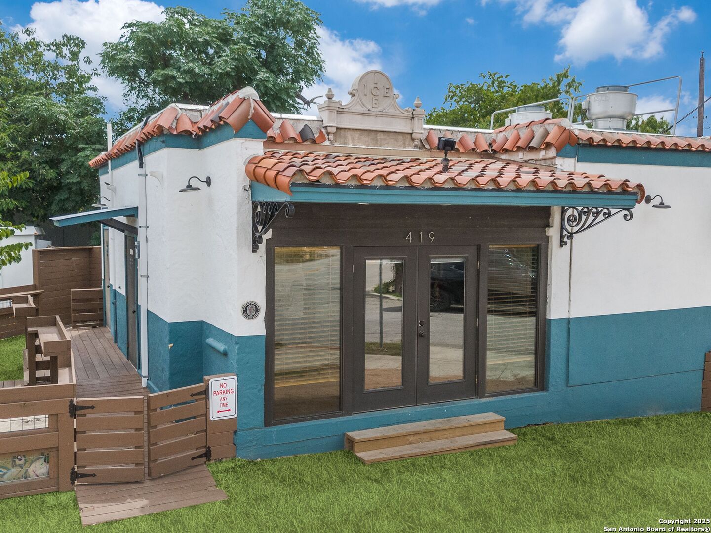 419 S Hackberry Street San Antonio TX 78203