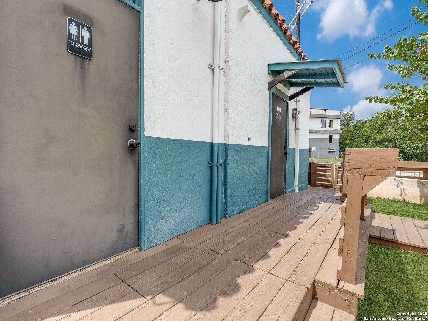 419 S Hackberry Street San Antonio TX 78203